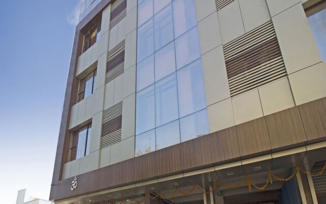 OYO 23366 Hotel Netra Sai