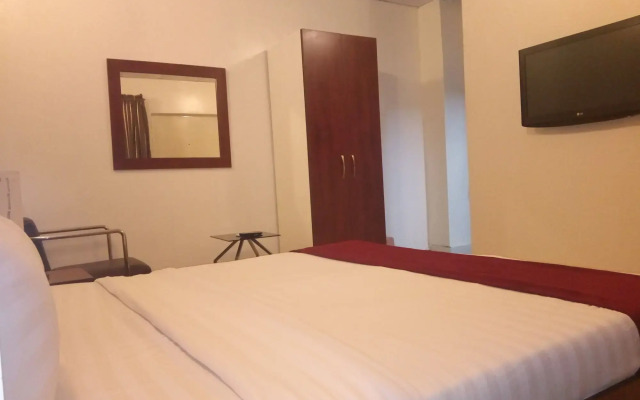 Fountain Suites