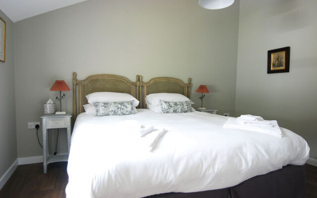 Meikleour Arms Hotel and Restaurant