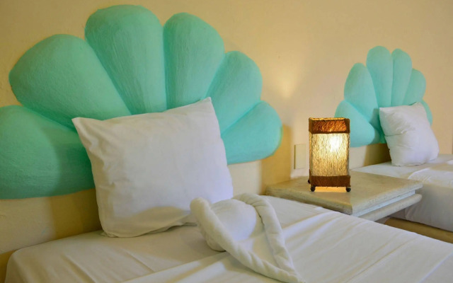 Maya Del Centro - Adults Only