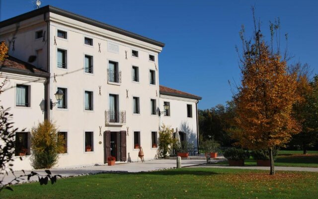 Hotel Residence Villa dei Carpini