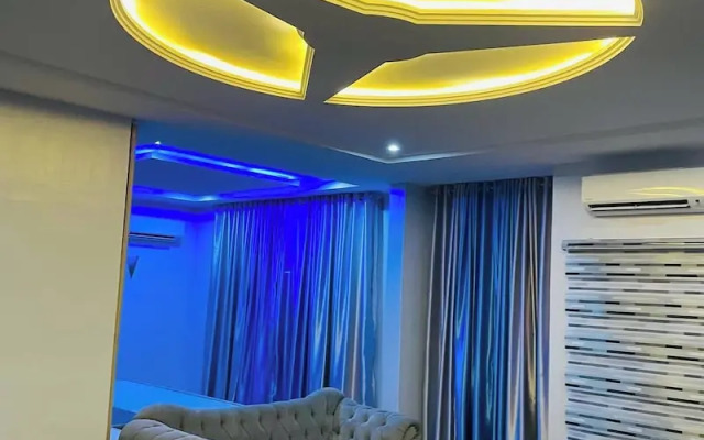 Villa Maxili Hotel and Apartment