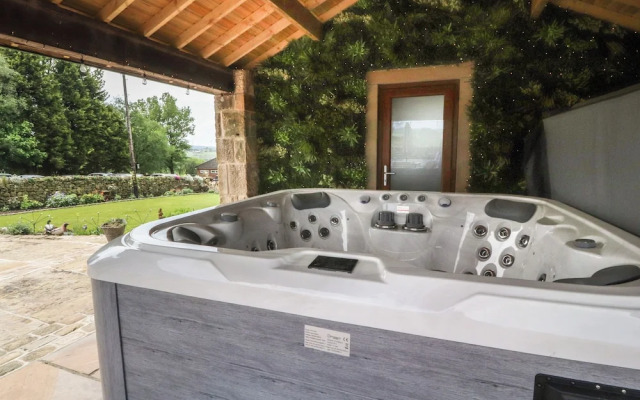 Meadow Top Farm Barn