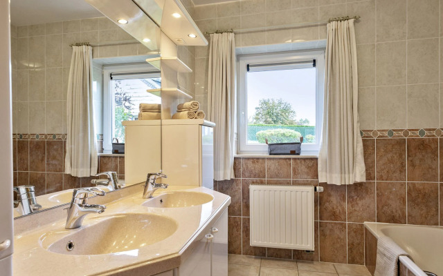 Pleasant Holiday Home With Recreation Room