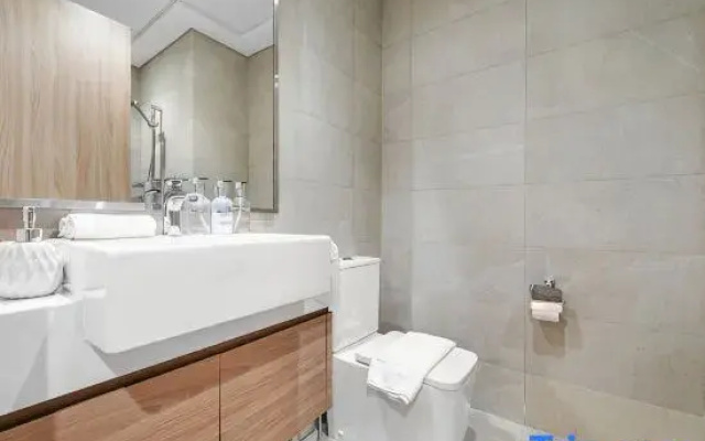 Modern Studio in Azizi Riviera 24 | Meydan, Dubai