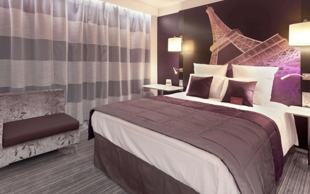 Mercure Paris Centre Tour Eiffel Hotel