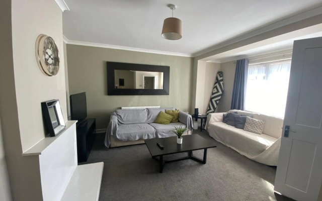 12 Harlesden Road close to ExCel