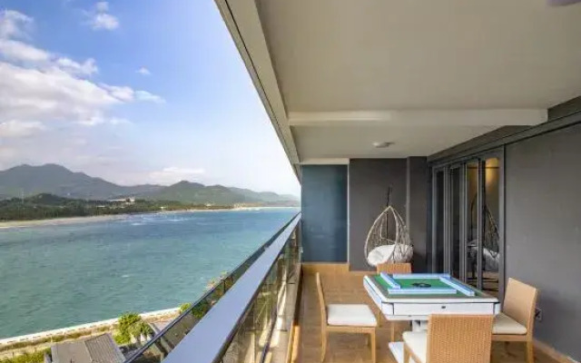 Liwo Surfing Seaview Hotel