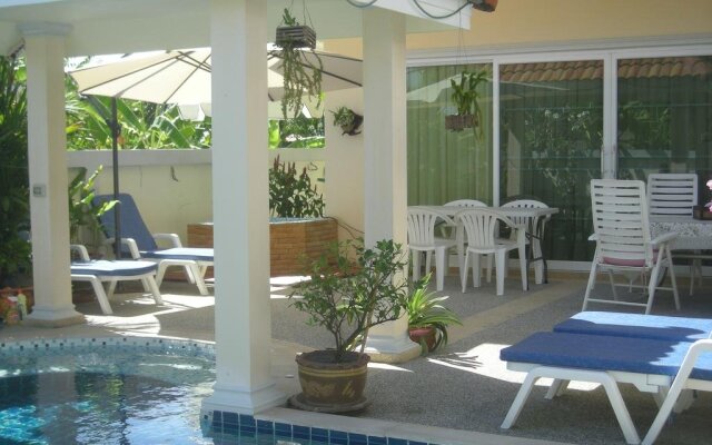 Baan Kinnaree
