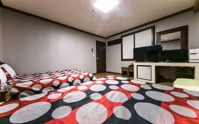 Daejeon Yuseong Hotel 141