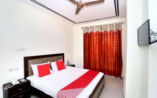Oyo 39635 Hotel Shree Om