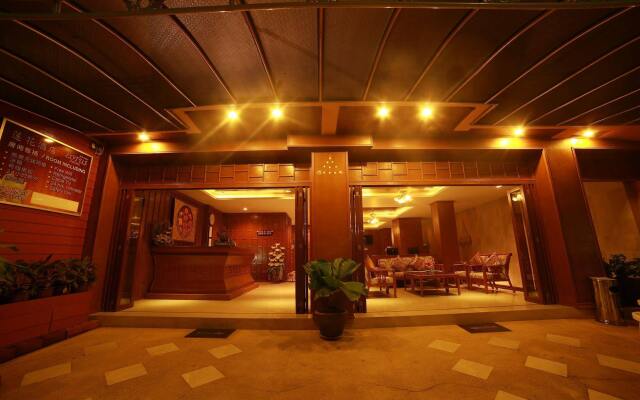 Lotus Hotel Patong