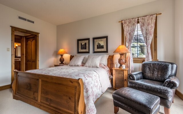 Equinoxe by Tremblant Platinum