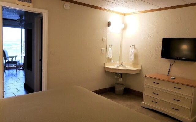 Avondale by the Sea Motel