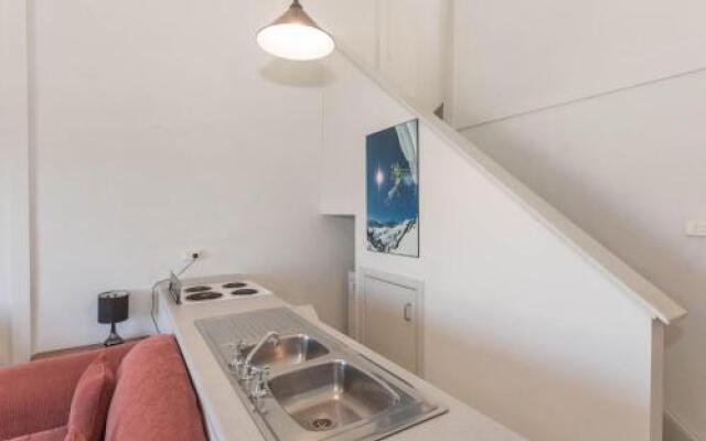 Razorback 12/1 Gippsland Street