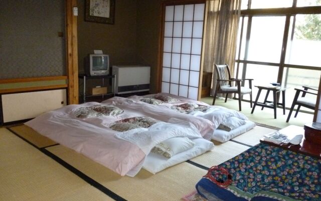 Uotoshi Ryokan