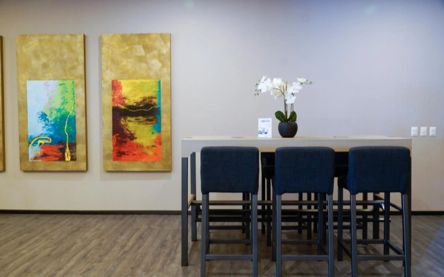 Hotel Glow Point - Mulza