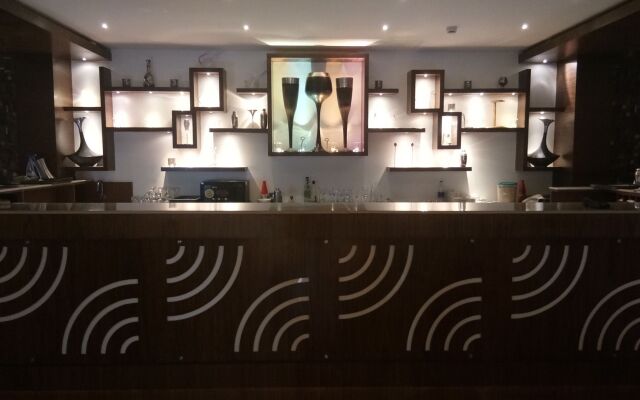 Hotel Karthika Park