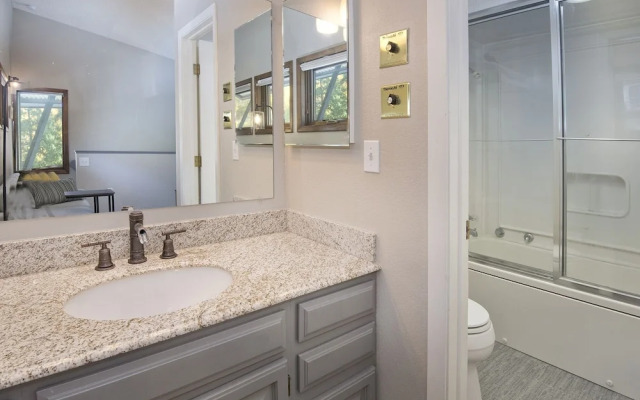 H1 Meadow Creek Condominiums 3 Bedroom Condo