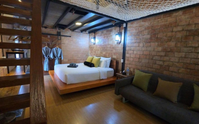 Tolani Riverside Chiang Mai Villa