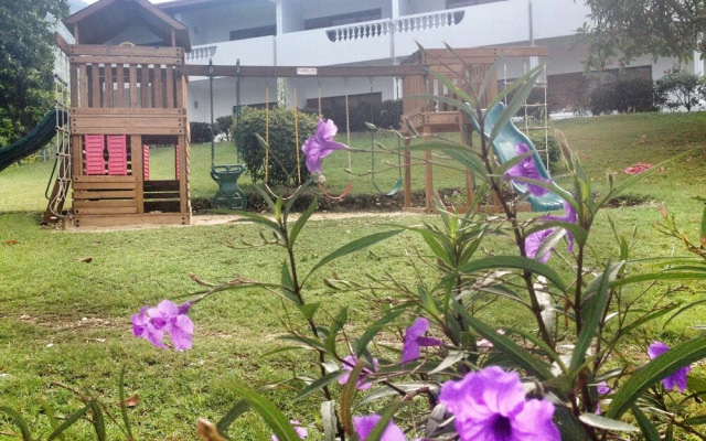 Wahoo Bay Beach Club & Resort