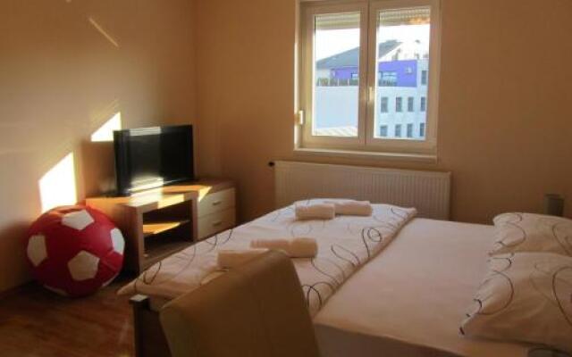 Apartment Domi Kvatric
