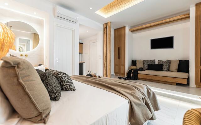 V Luxury Apartments Naxos