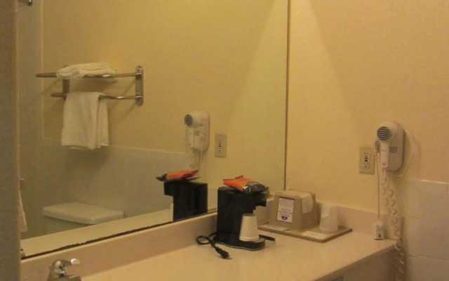 Americas Best Value Inn Houston at FM 1960 & I-45
