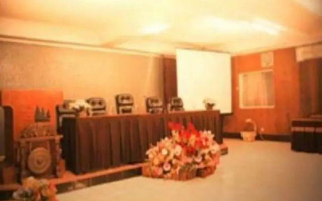 OYO 90114 New Cipayung Asri Hotel – Restaurant – Megamendung