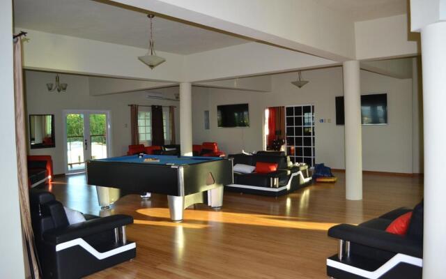 Negril Sky Blue Resorts