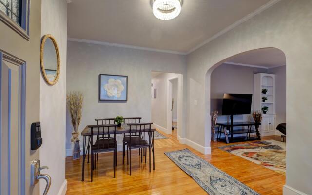 Spacious 2bd/1ba | Free Parking | 3D TOUR