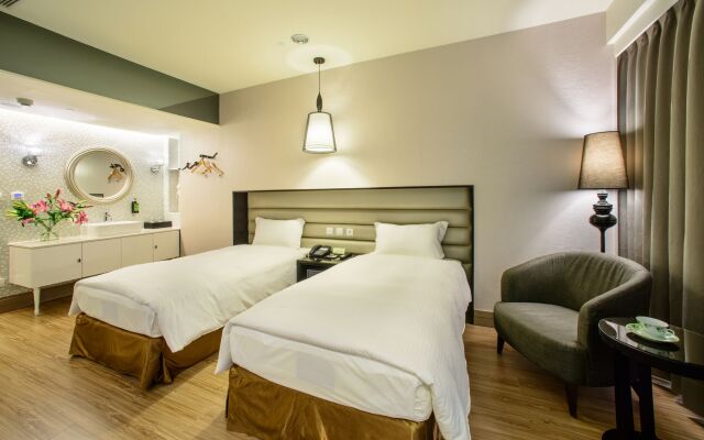 Stay Hotel - Taichung Yizhong