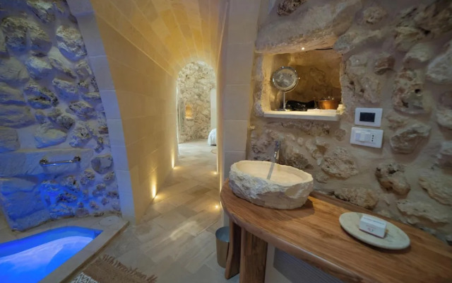 Trullo Meraviglia With Garden And Pool