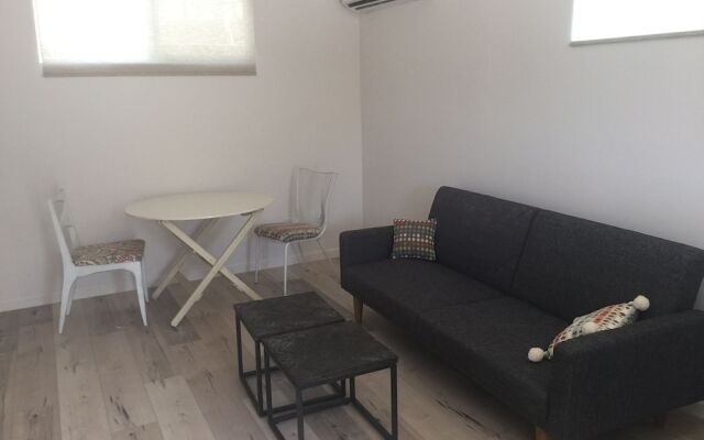 Simple Lux Living