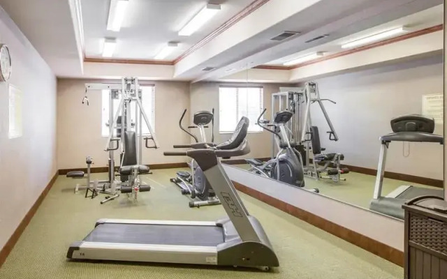Comfort Inn & Suites