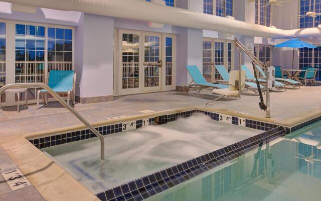 Holiday Inn Express & Suites Petoskey by IHG