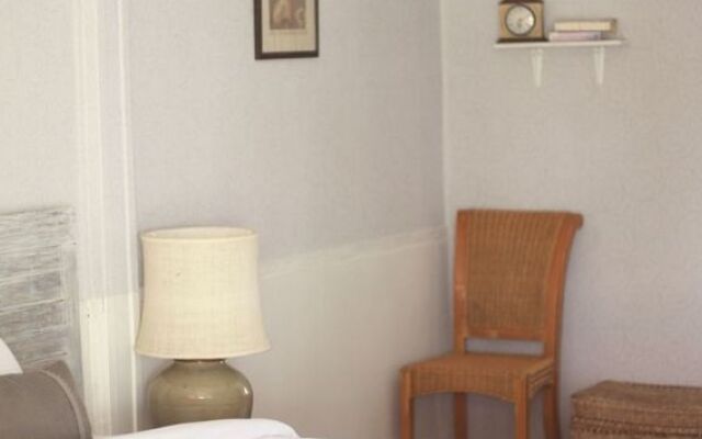 Manyi Boutique House