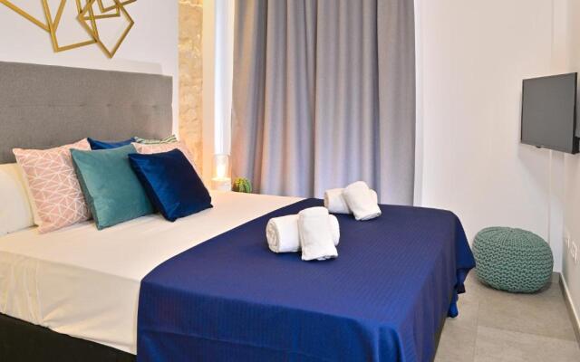 MyFlats Luxury Downtown