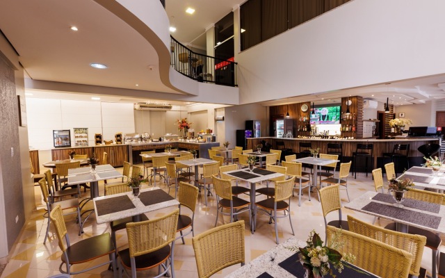 Tonello Business Hotel