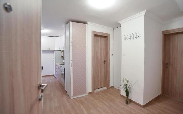 Palm square apartment 1