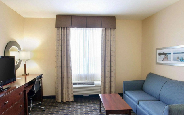 Comfort Suites Waxahachie - Dallas