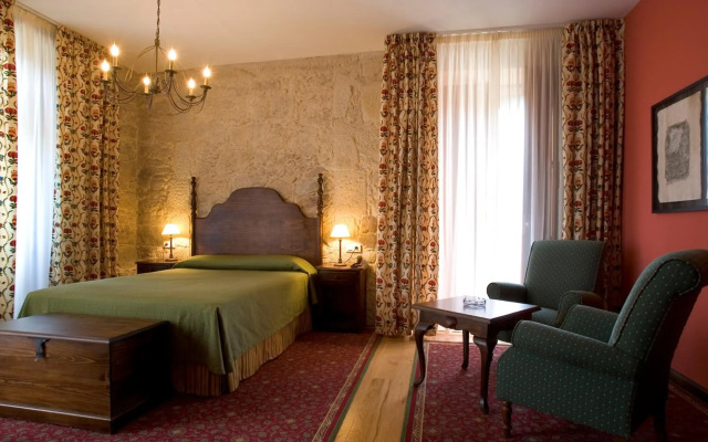 Hotel Pazo de Lestrove by Pousadas de Compostela