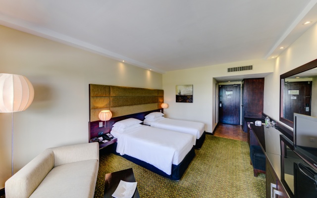 Cinnamon Lakeside Colombo