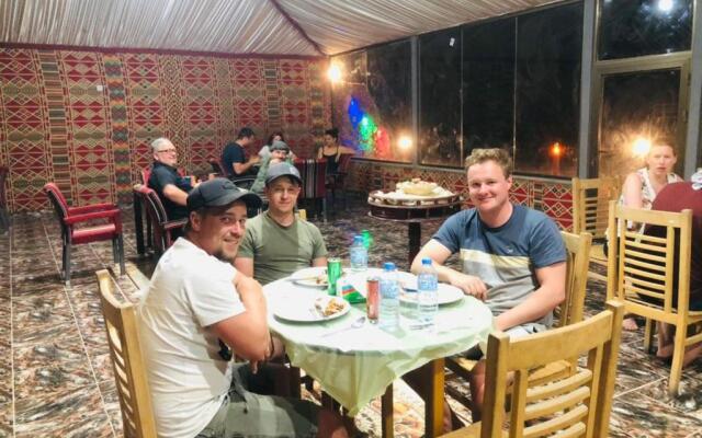 Glamping at wadi rum under the sun