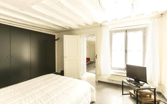 Halldis Apartments - St Germain Area