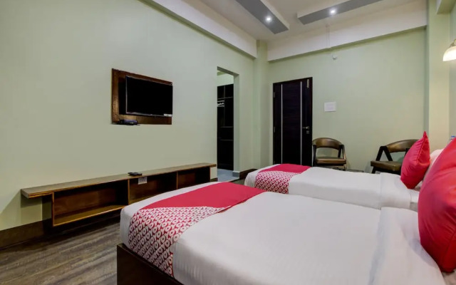 Oyo 19563 Infinity Inn