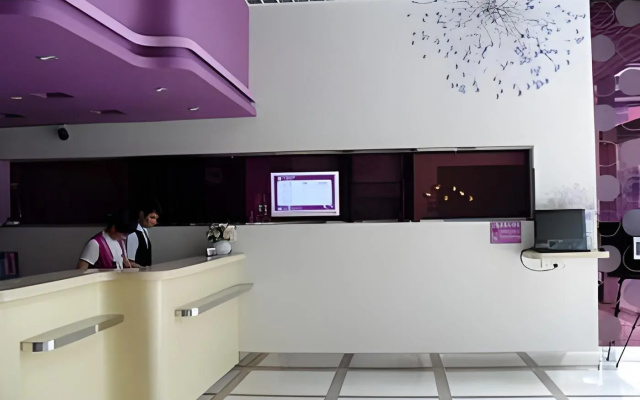 V8 Hotel Xi Cun Branch – Lobby – Guangzhou
