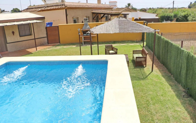 Chalet rural con piscina privada