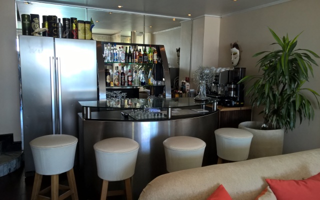 Sea Castle Hotel Camps Bay