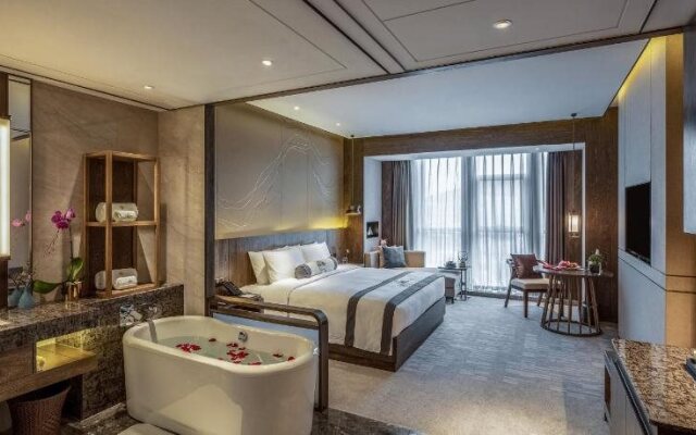 Jinling Grand Hotel